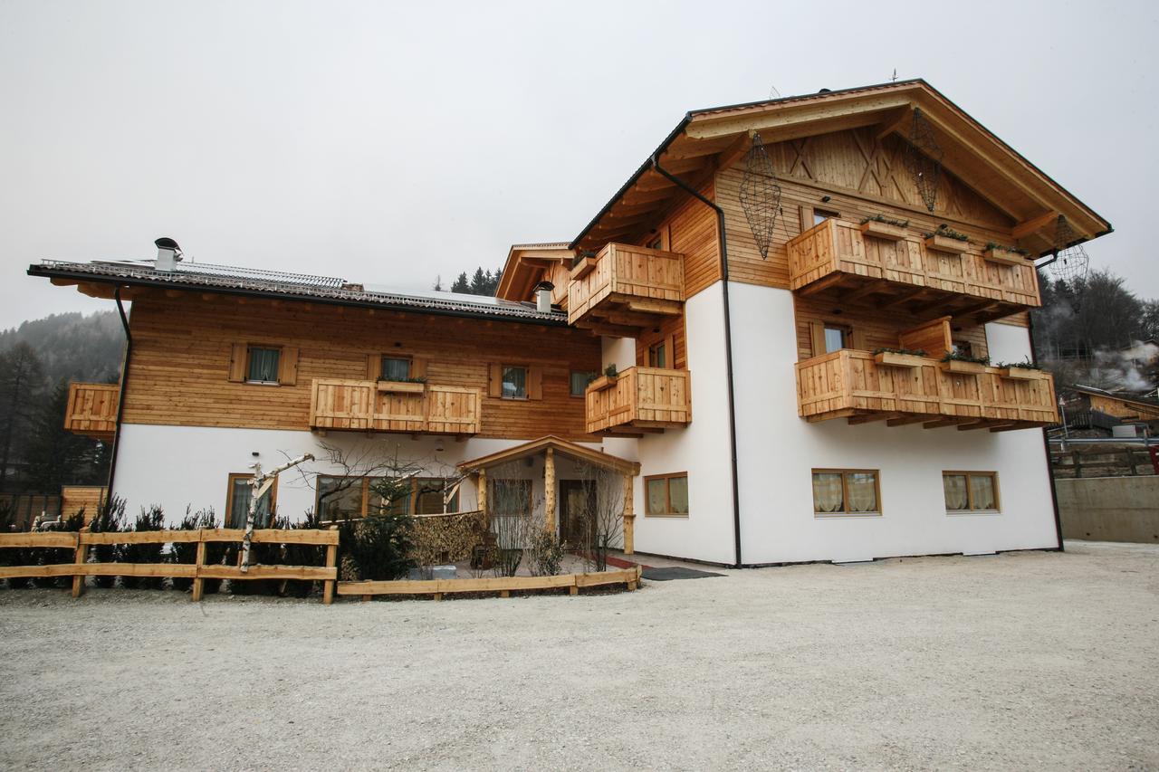 Отель Garni & Wellness Anderle Vignola  Экстерьер фото